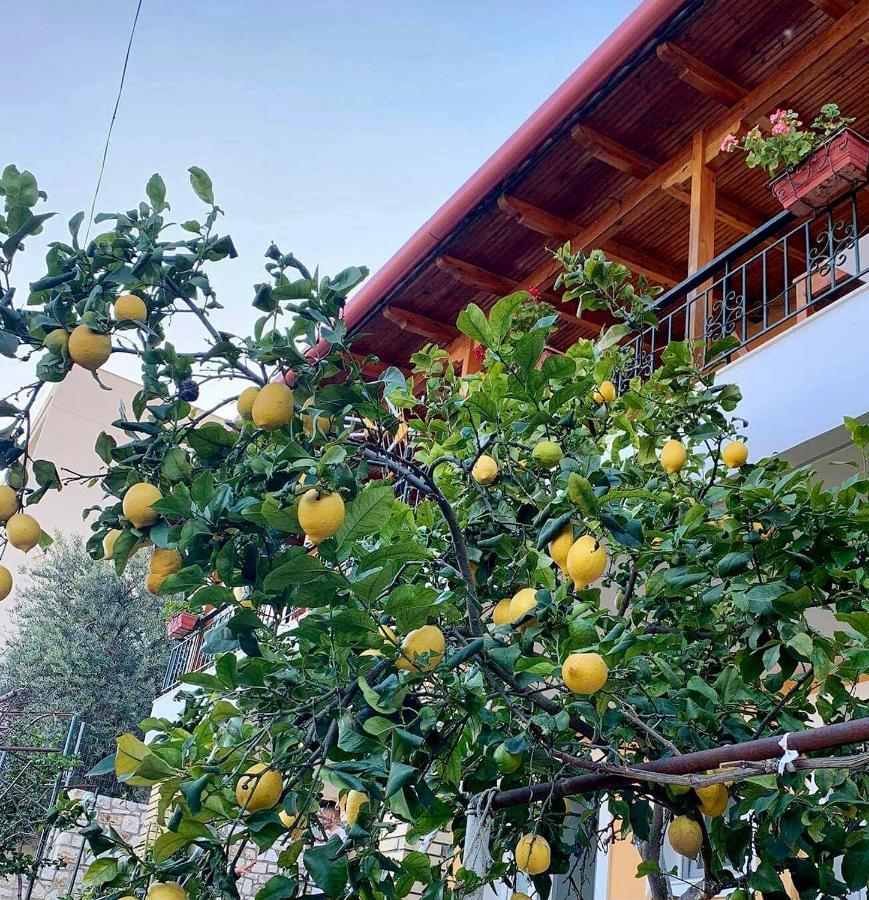 Tzavelitiko Home Himarë Exterior foto
