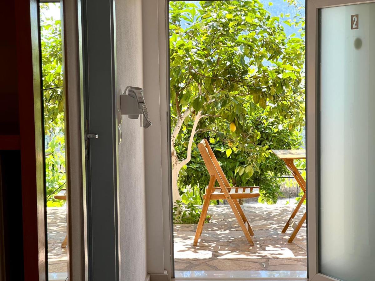 Tzavelitiko Home Himarë Exterior foto